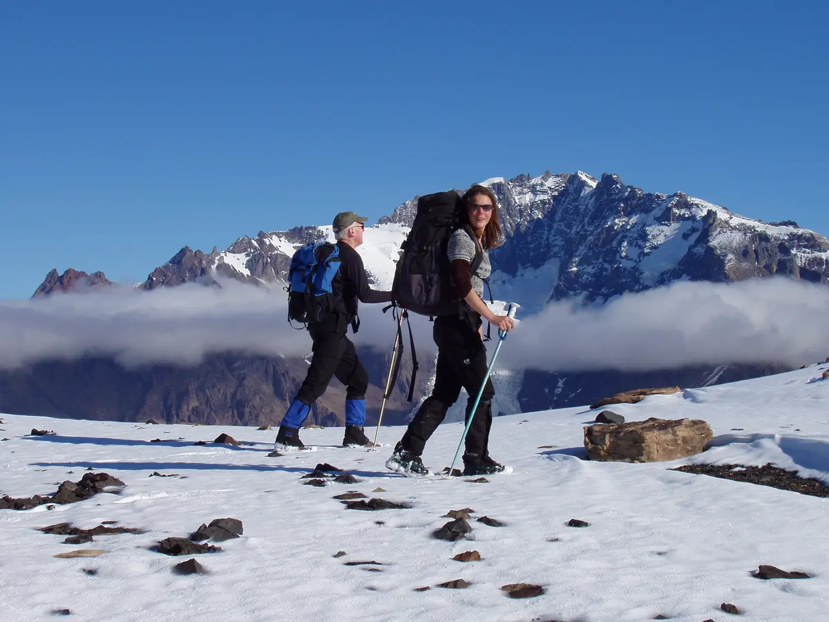 Walking on snow near Paso del Viento